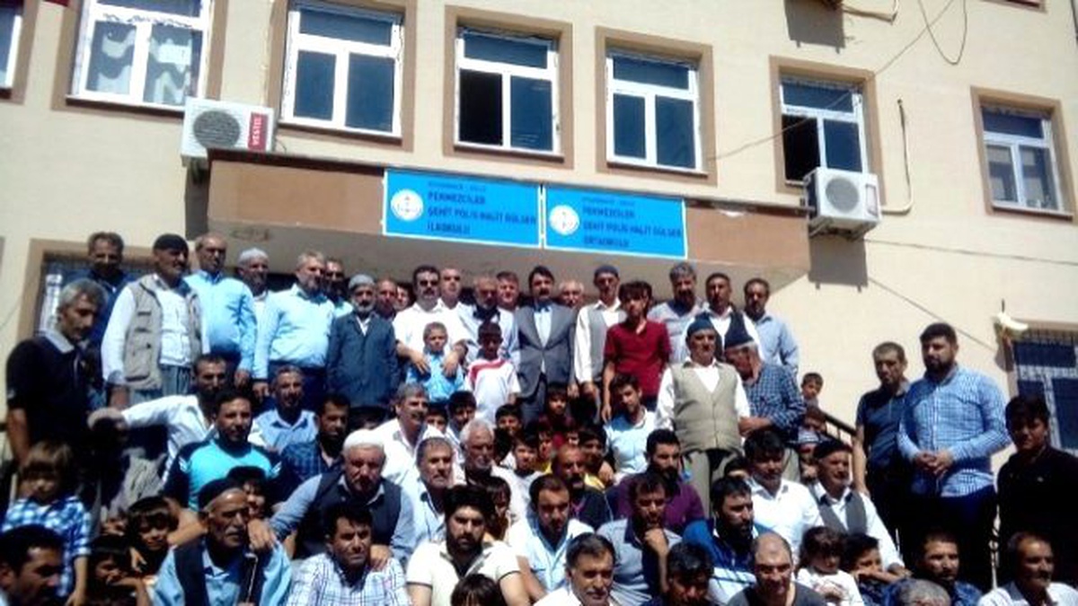 Demokrasi Şehitleri"Nin Adı Okullarda Yaşatılacak