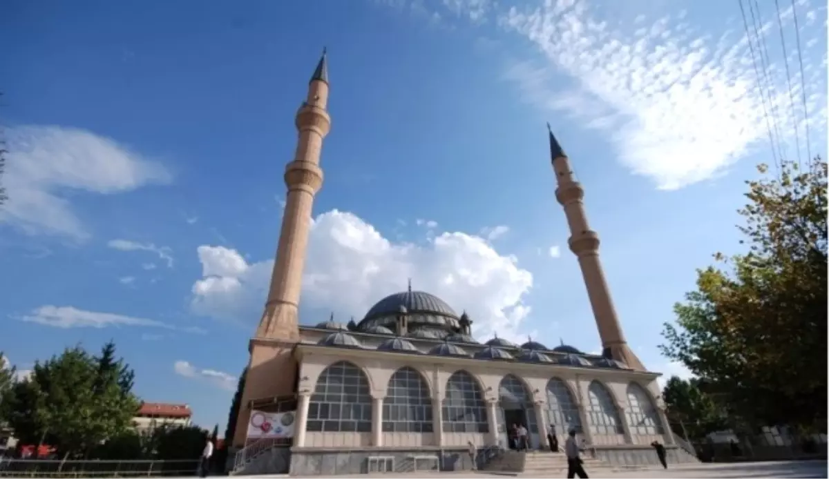 Gediz Belediyesi 15 Temmuz Şehitleri İçin Mevlit Okuttu