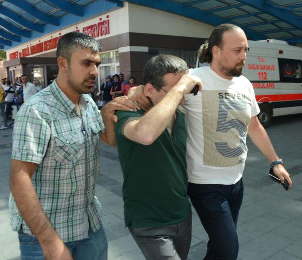 Konya\'da Fetö/pdy Operasyonunda 12 Avukat Tutuklandı