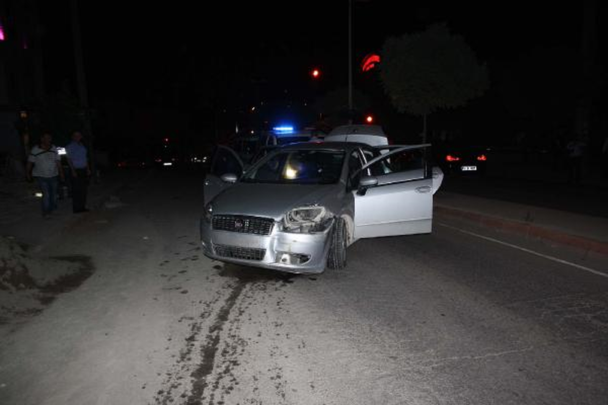 Polisle Kovalamaca Sırasında Otomobilden Atladı