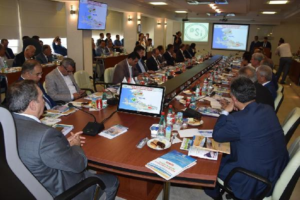 Bakan Eroğlu: Atış Serbest Ne İstiyorsanız Söyleyin