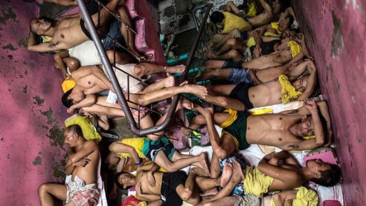 Filipinler'deki Cezaevinde Yaşananlar Tüyler Ürpertiyor