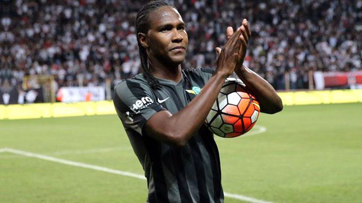 Galatasaray, Rodallega için Akhisar Belediyespor'a Yeni Teklif Yaptı