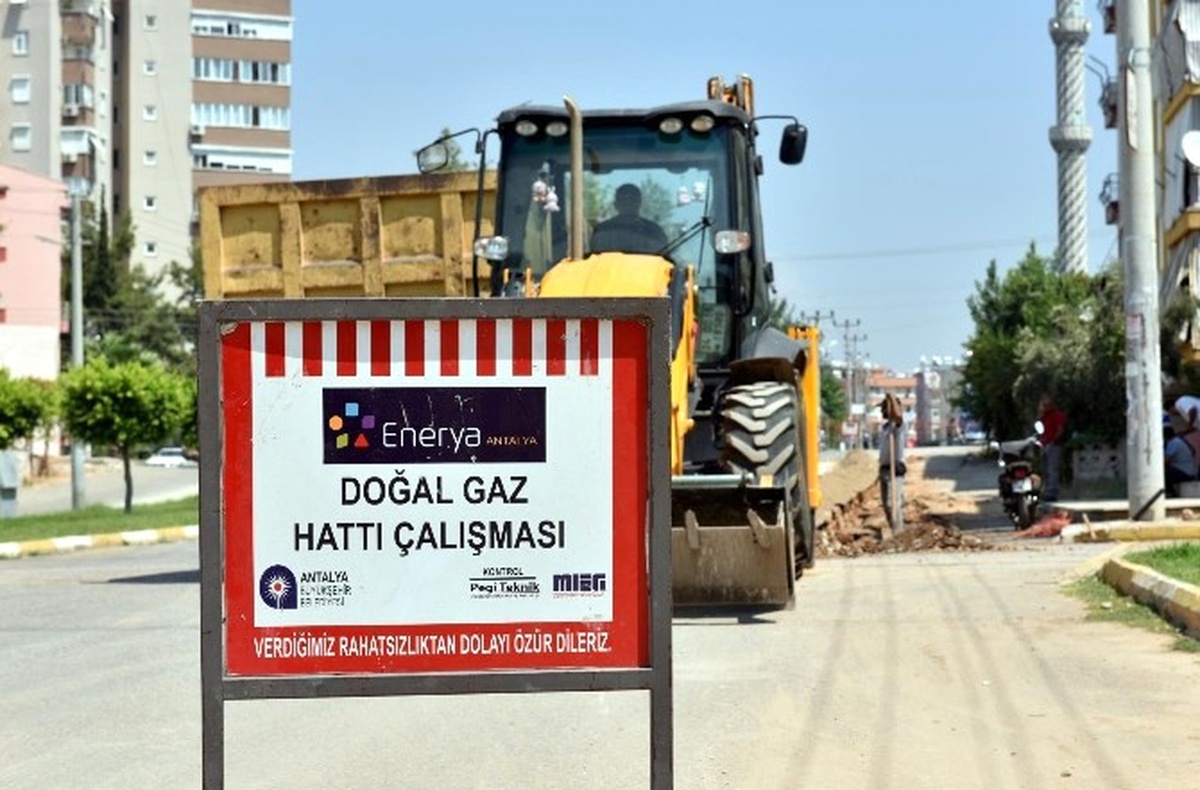 Kepez\'de, Gülveren ve Yeşilyurt Mahallesine Doğalgaz