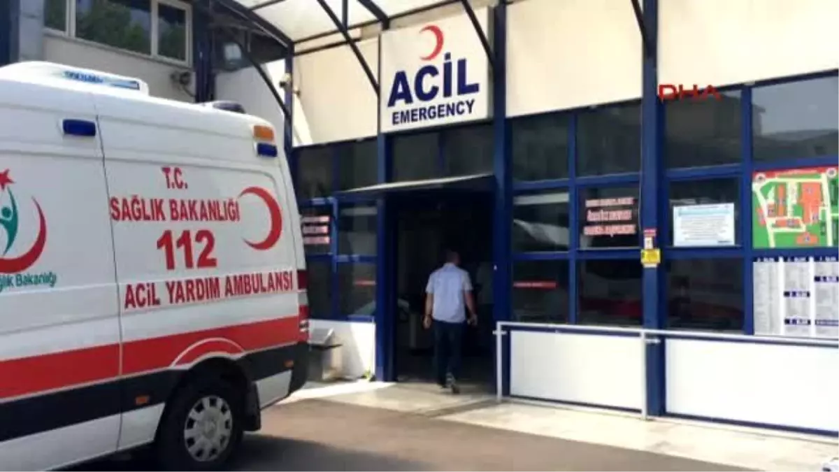 Kocaeli Balkondan Düşünce Ağır Yaralandı