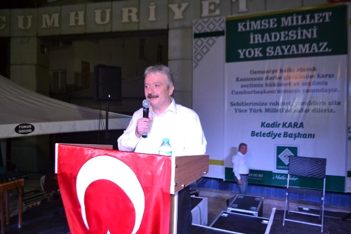 Osmaniye Ziraat Odası\'ndan Traktörlü Demokrasi Eylemi