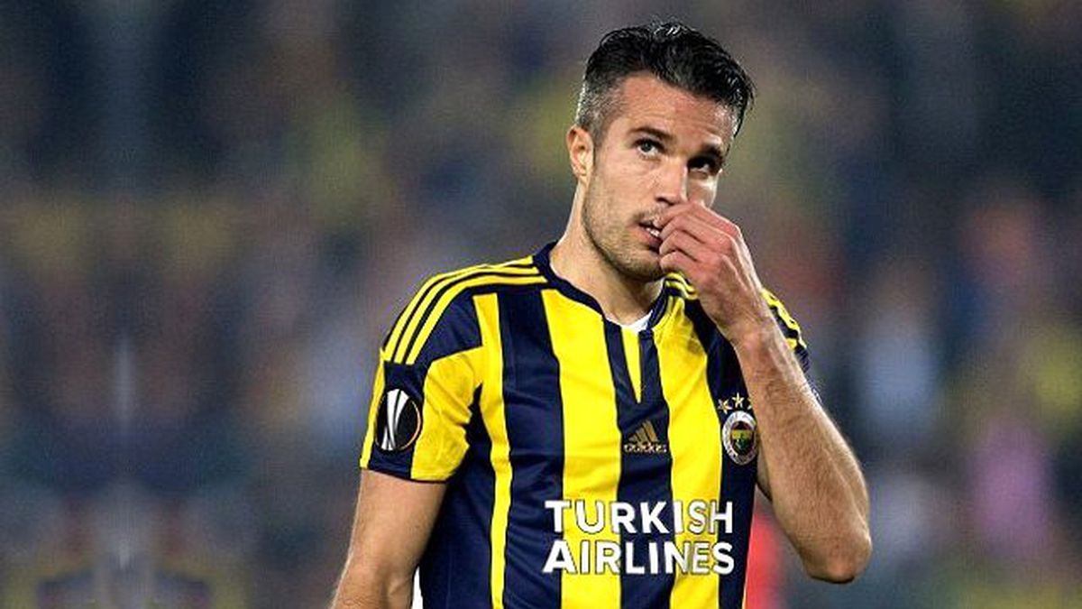 Robin van Persie Monaco Maçında Forma Giyemeyecek