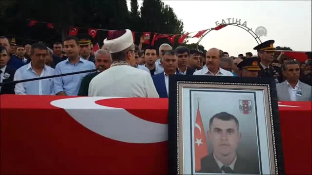 Şehit Olan Jandarma Uzman Çavuş Sercan Özkul Toprağa Verildi