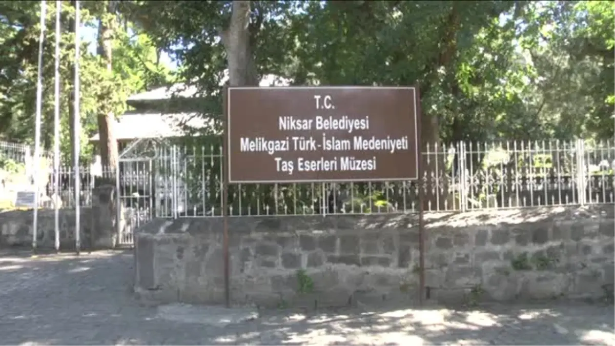 Tarihi Mezar Taşlarında "Karekod" Dönemi - Tokat