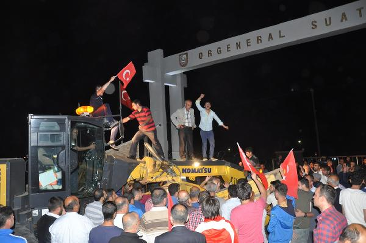 Tatvan'ı Karıştıran Bir Garip 'Kalkışma' Söylentisi