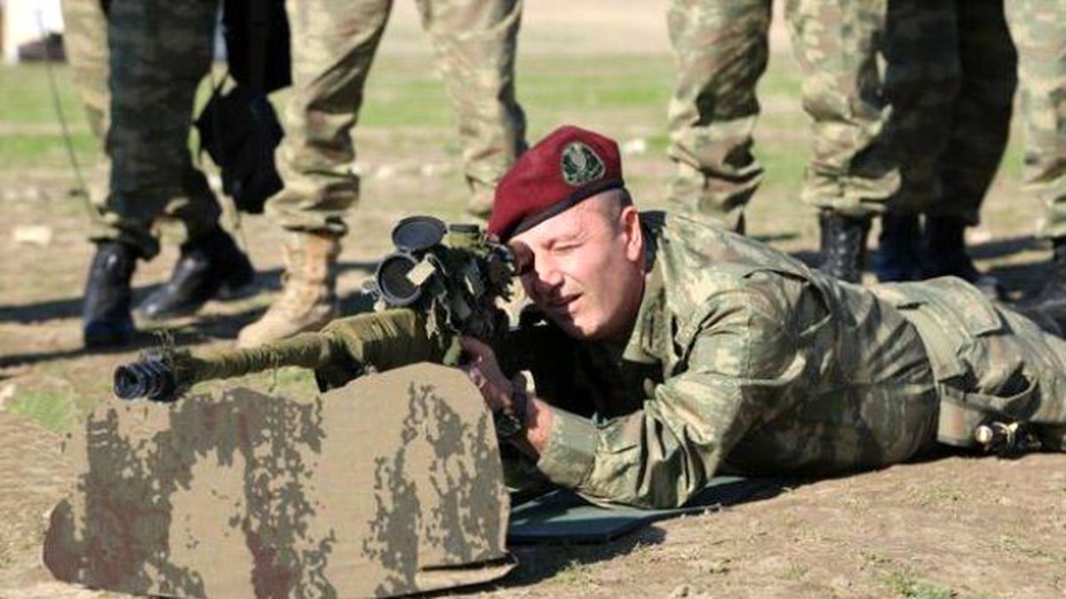 Aksakallı'ya Suikast İçin Karargahta Saklanan Darbeci Yakalandı