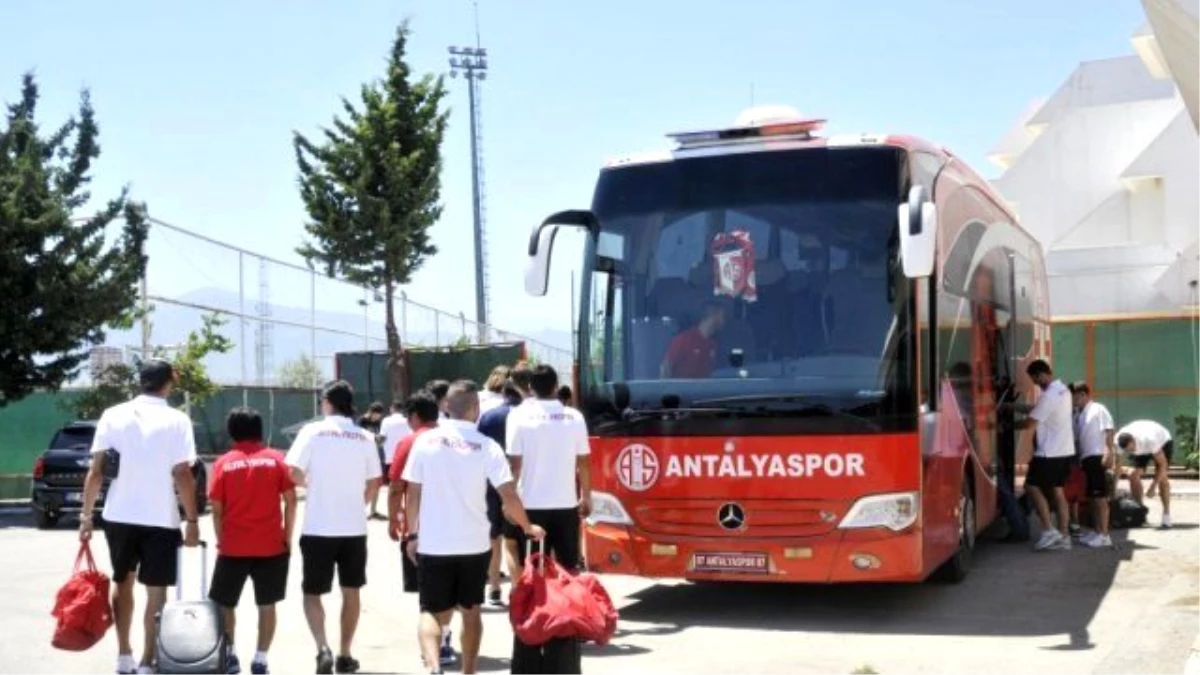 Antalyaspor, Hollanda\'ya Gitti