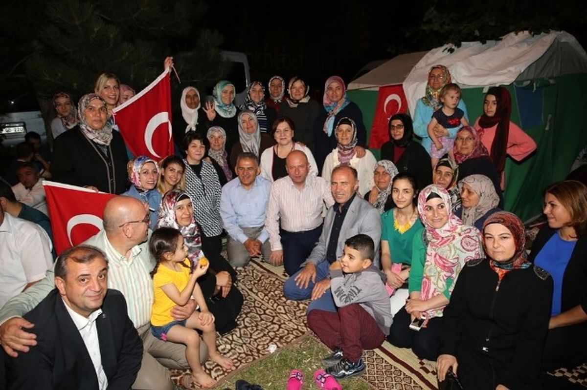 Başkan Çolakbayrakdar "Milli Birlik ve Beraberlik Pekişti"