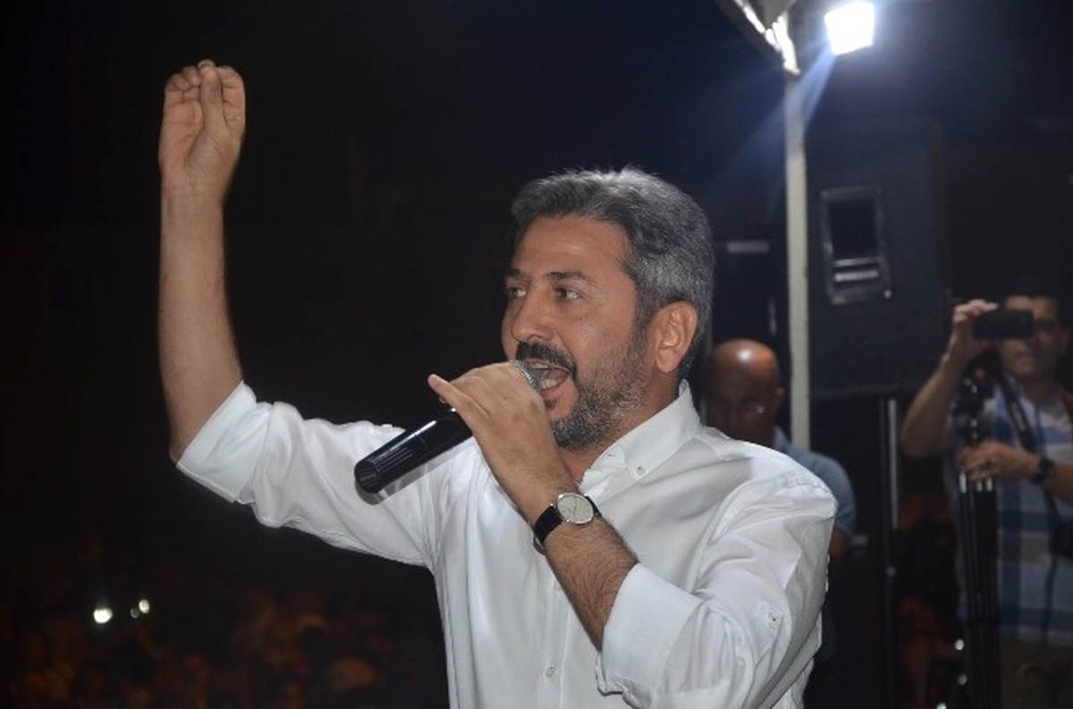 Başkanvekili Aydın Kahta\'da Demokrasi Nöbetine Katıldı