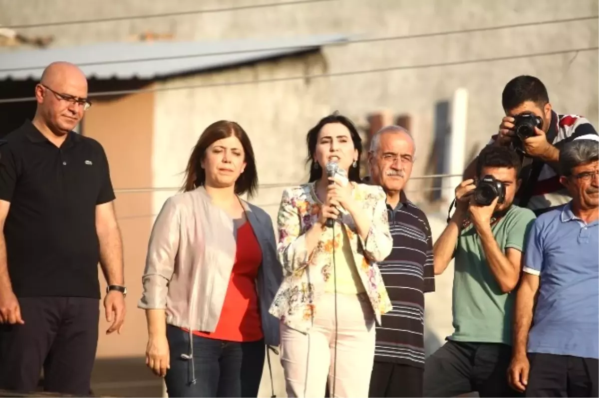 Hdp Eş Genel Başkanı Yüksekdağ: "Bu Halk Hiçbir Darbeye Geçit Vermeyecek"