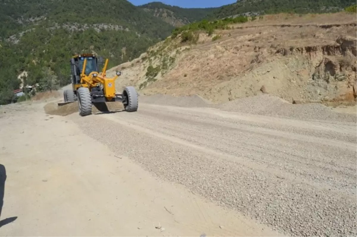 Kapullu-Beşbinevler Yolu Yenileniyor