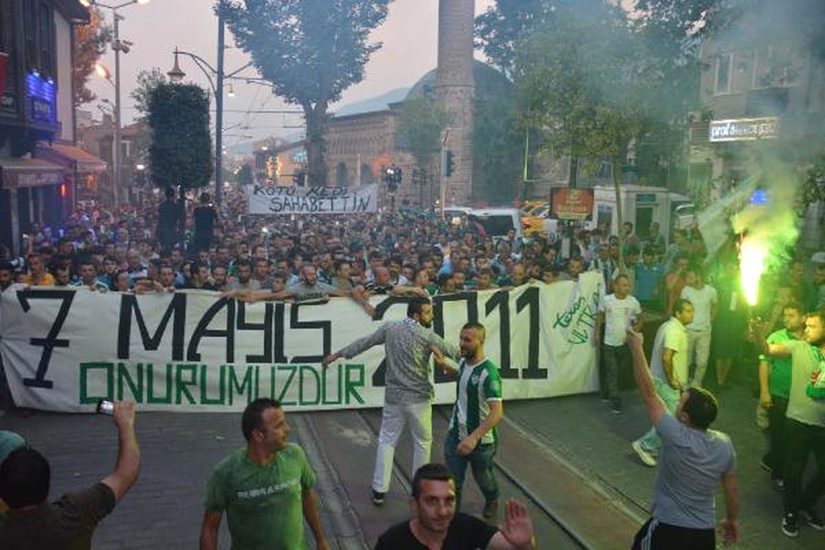 Teksas Taraftar Grubundan Eski Vali Harput\'a Tepki