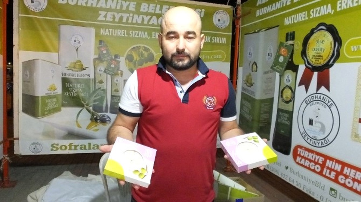 Burhaniye\'de Yazlıkçılara Belediye Sabunu
