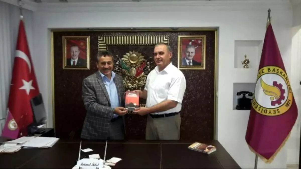 Eğitimci, Yazar Ersöz Milli İrade Nöbetinde Seydişehir\'de