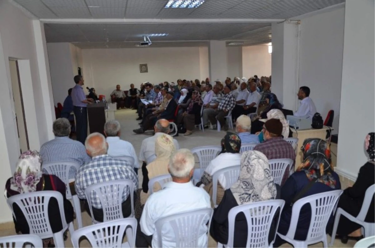 Hacı Adaylarına, Tanışma ve Bilgilendirme Toplantısı Düzenlendi