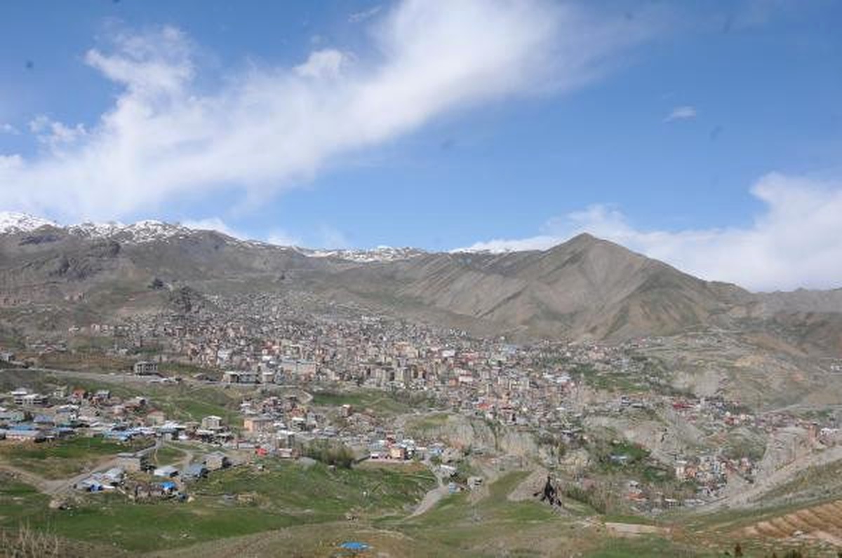 Hakkarililer Üzüldü, Yüksekovalılar Sevindi