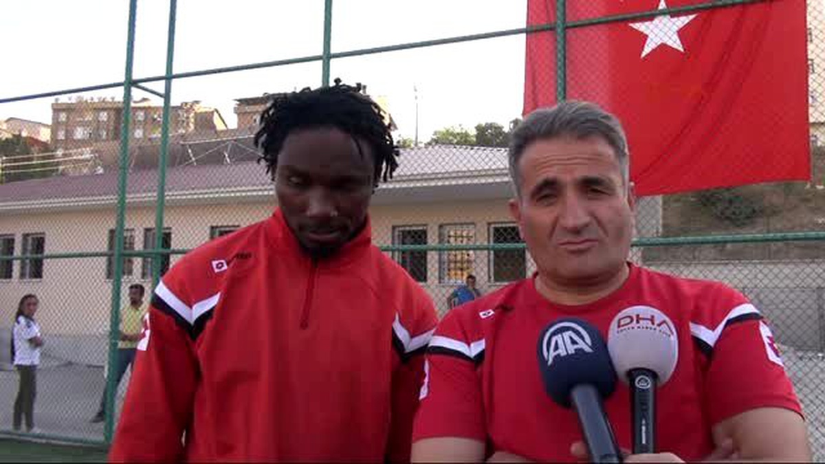 Hakkarispor\'un Nijeryalı Futbolcusu Göz Doldurdu