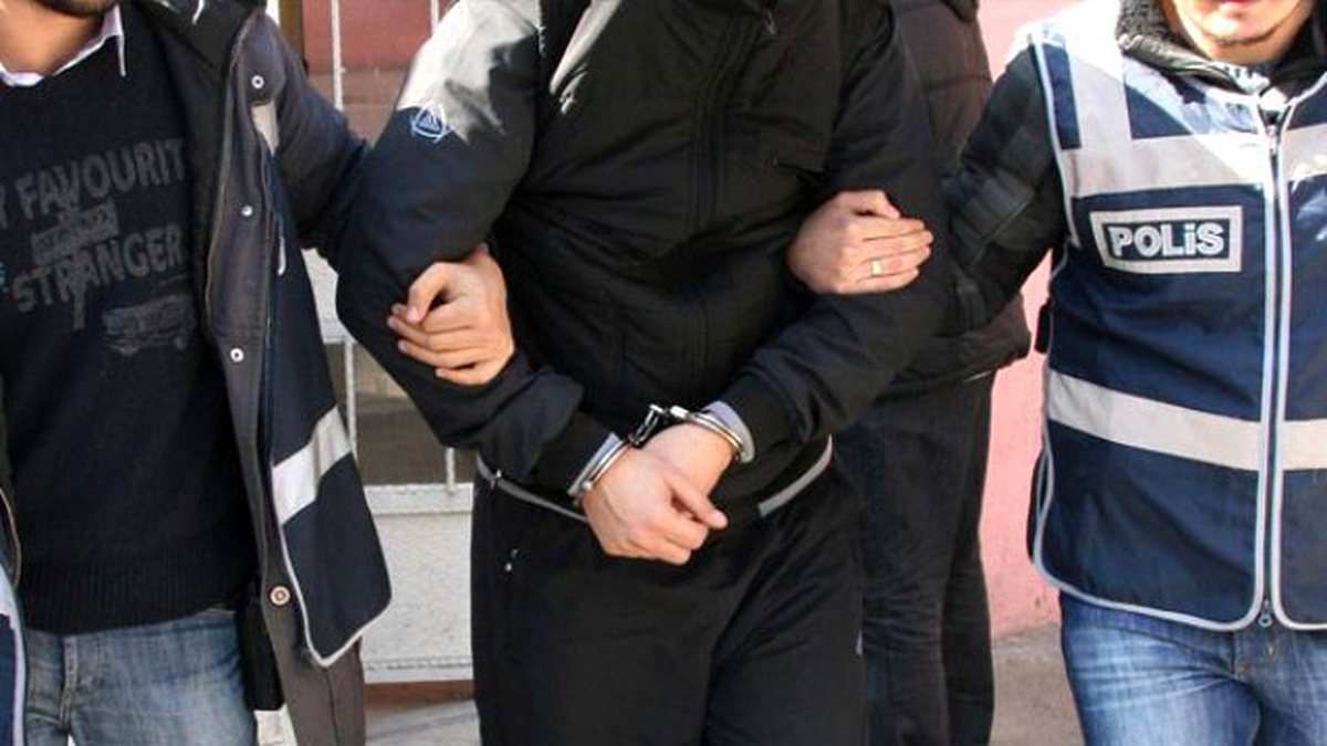 Kars\'ta Fetö\'cü 147 Kişi Tutuklandı