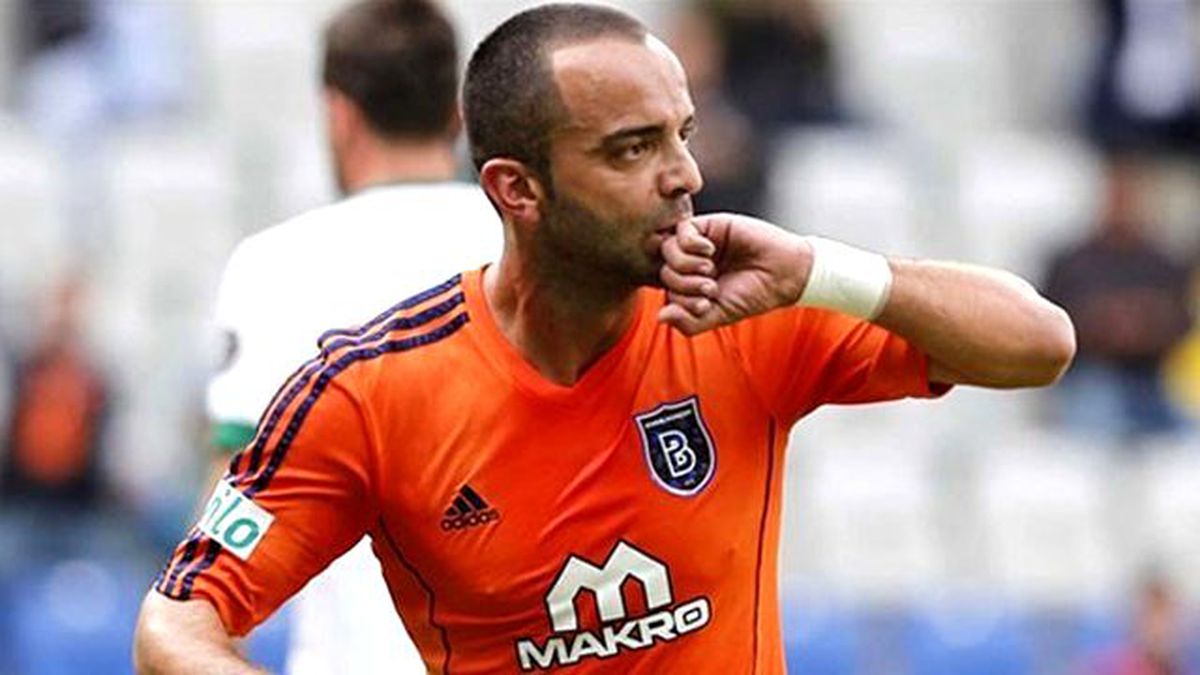 Semih Şentürk, Eskişehirspor'la Anlaşmaya Vardı