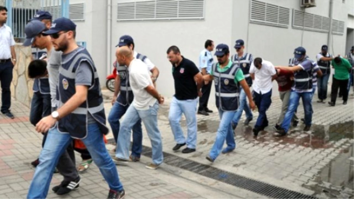 Tekirdağ\'da 15 Polis Adliyeye Sevk Edildi