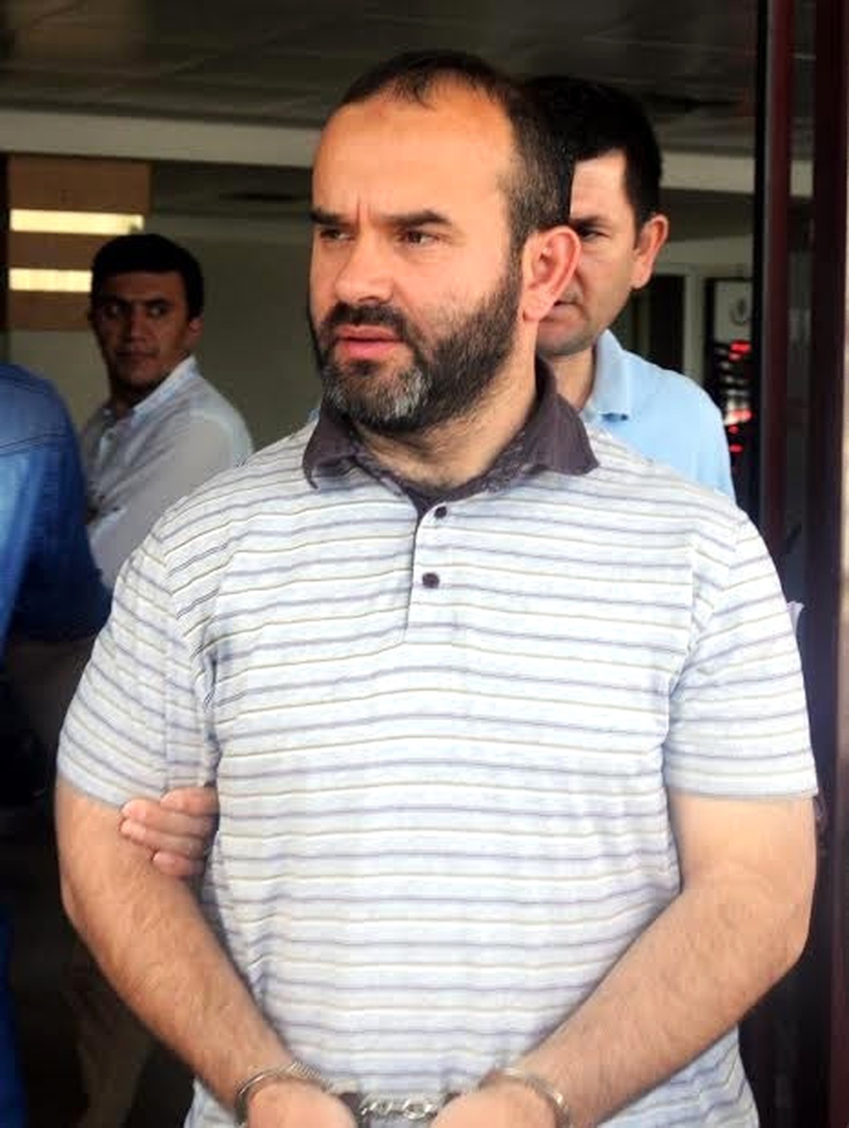 Trabzon\'da 10 Gün Önce Yakalanan ve Fetö\'nün Sağ Kolu Olduğu İddia Edilen Davut Hancı Adliyeye...
