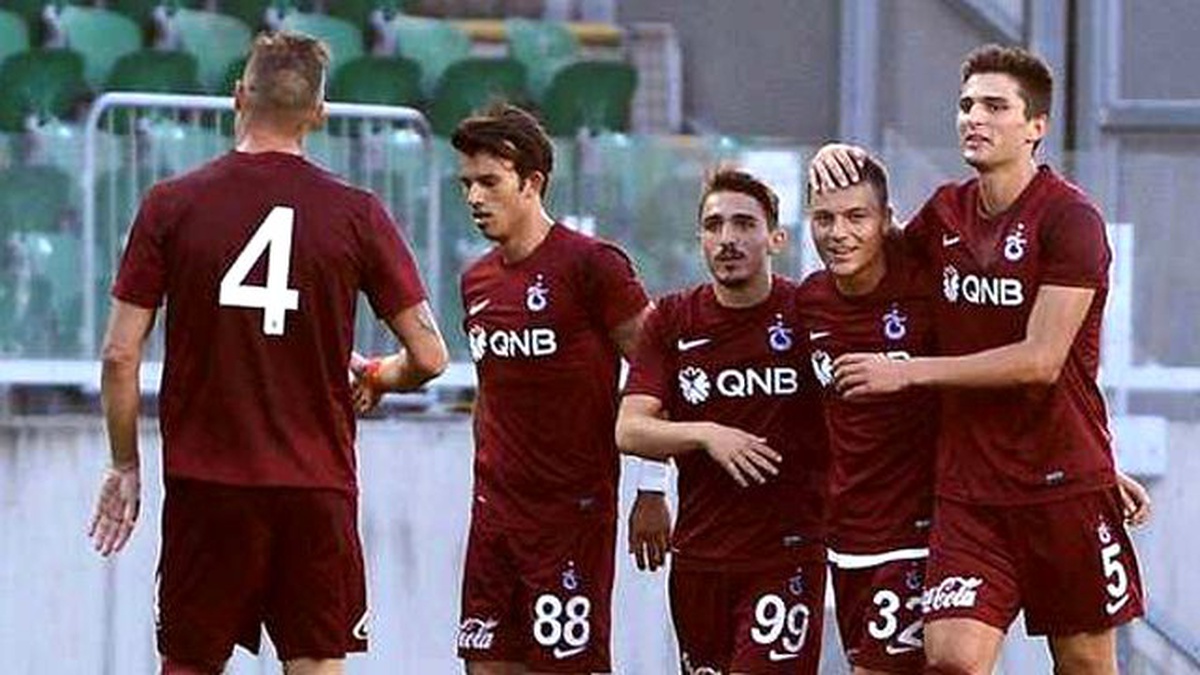 Trabzonspor Hazırlık Maçında MTK Budapeşte\'yi 5-0 Yendi