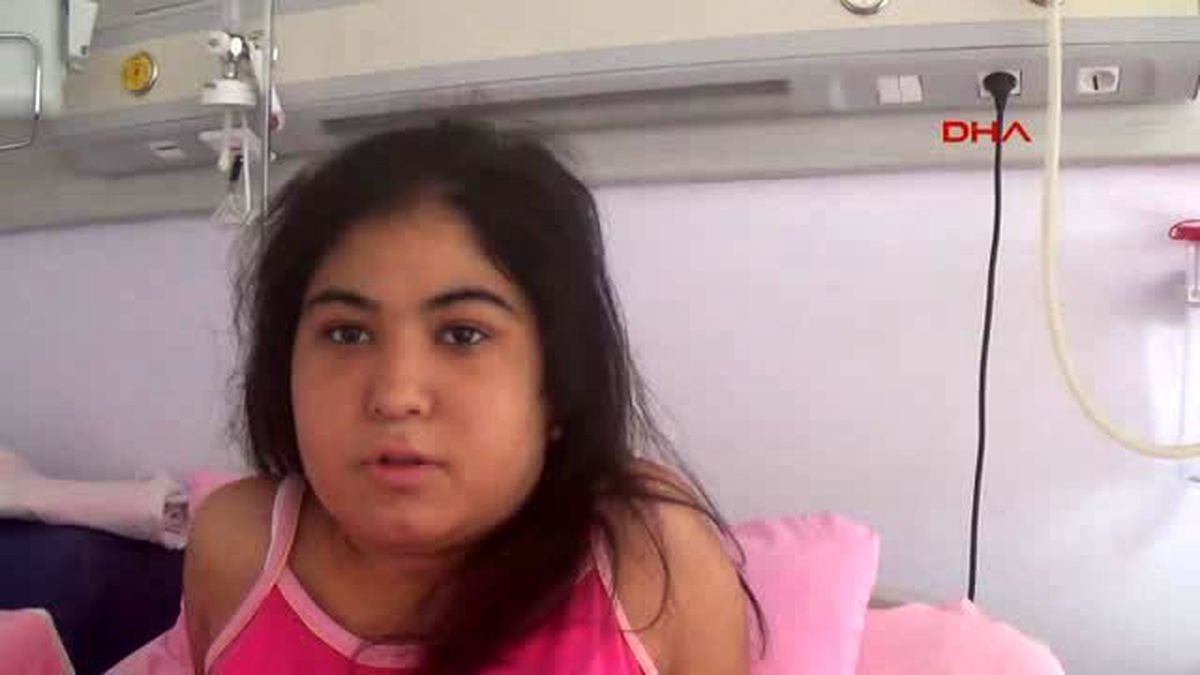 Antalya'da Yaşayan 16 Yaşındaki Behice 5 Böbrekle Yaşıyor