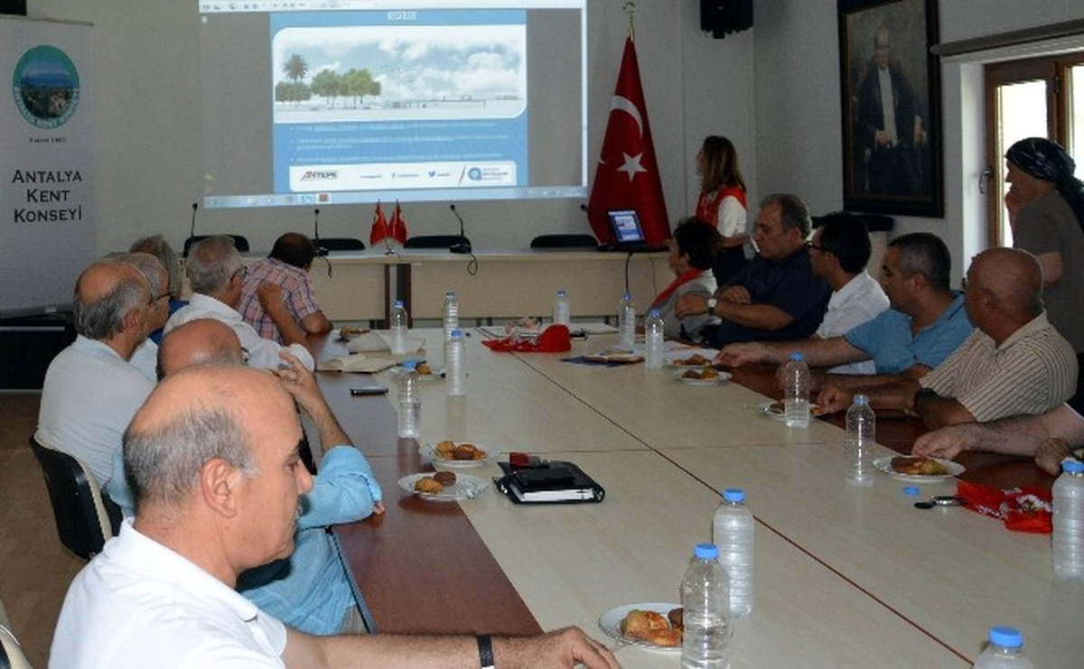 Antalya Kent Konseyi\'nden Cumhuriyet Meydanı İçin 16 Öneri