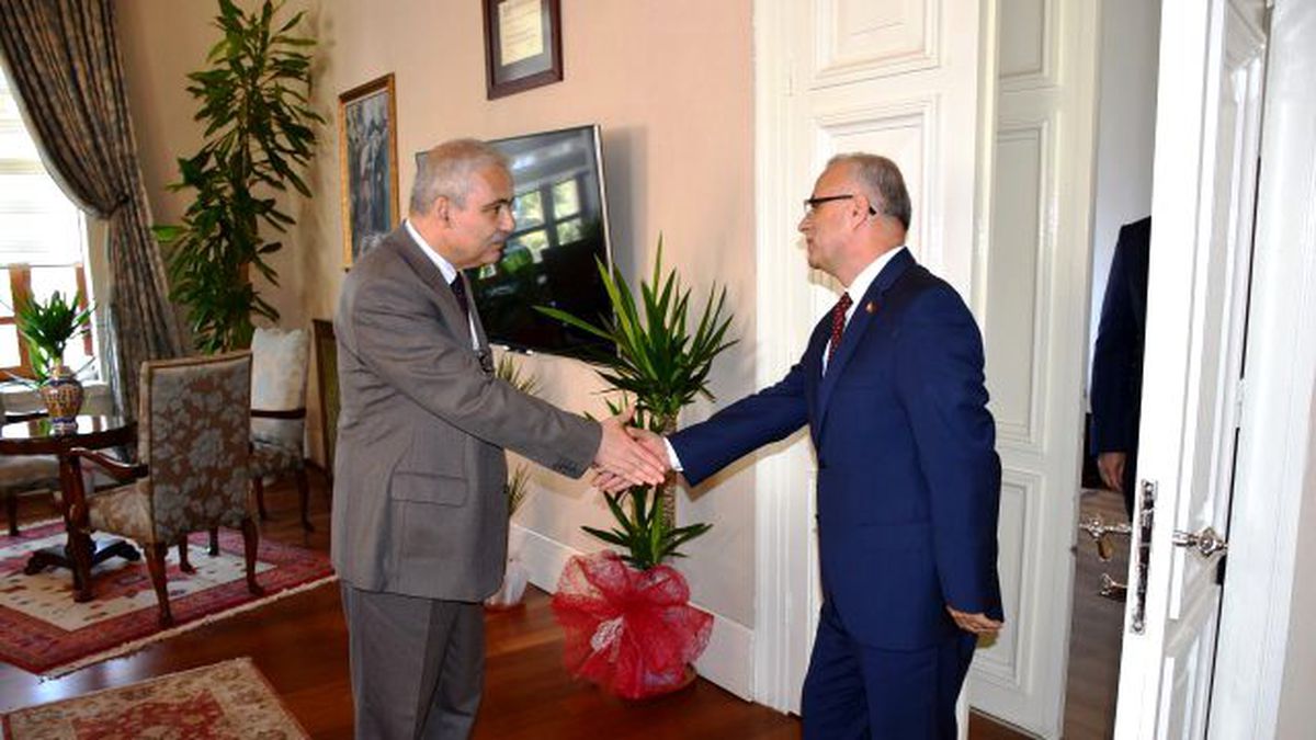 Başkan Kayda\'dan Manisa Valisi Güvençer\'e Hayırlı Olsun Ziyareti