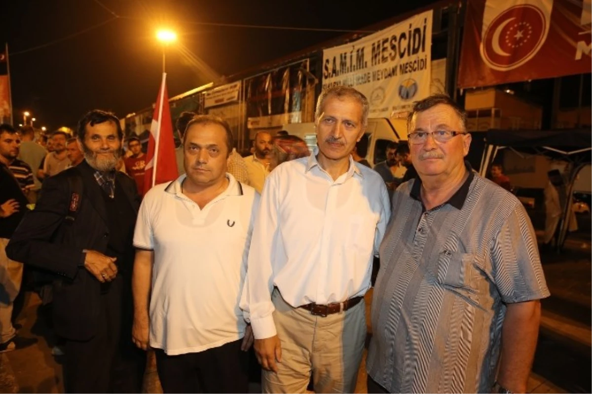 Başkan Süleyman Dişli Vatandaşlarla Birlikte Demokrasi Nöbetine Devam Ediyor