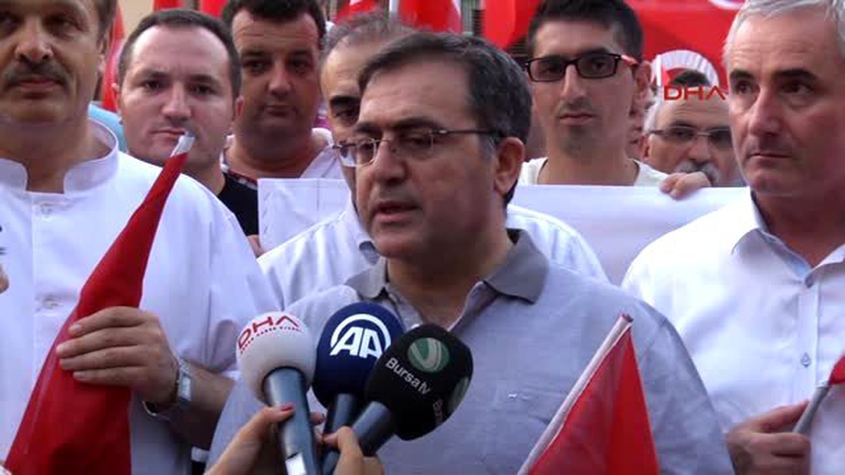 Bursa - Sağlıkçılardan Darbeye Karşı \'Beyaz Yürüyüş\'
