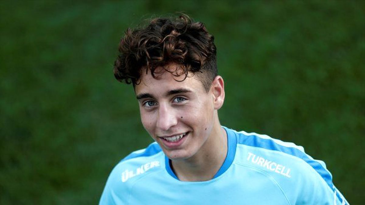 Emre Mor, Giyim Tarzıyla Sosyal Medyada Dalga Konusu Oldu