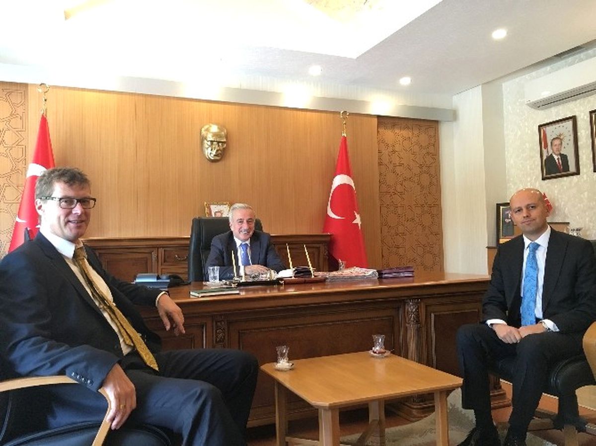 EWE Turkey Holding ve Kayserigaz\'dan Vali Süleyman Kamçı\'ya Ziyaret