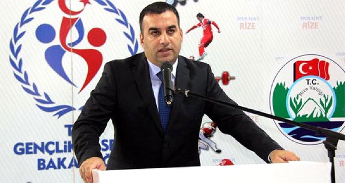 Futbolun Efsaneleri Rize\'de Mahkumlarla Buluşacak