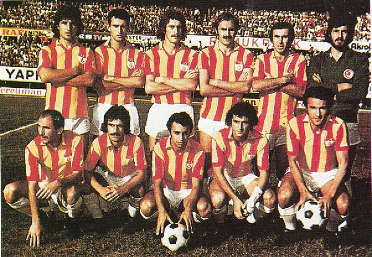 Galatasaraylı Korhan Tınaz Toprağa Verildi