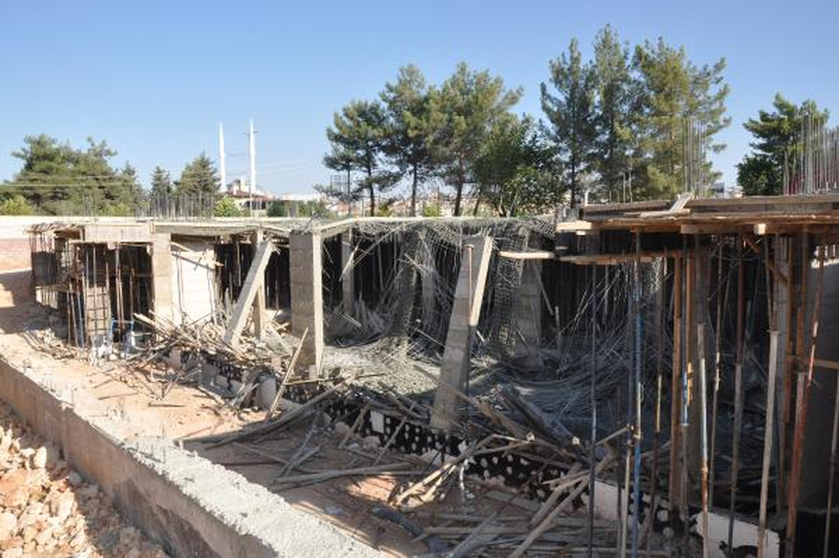 Gaziantep\'te İnşaat Çöktü: 2 İşçi Yaralı
