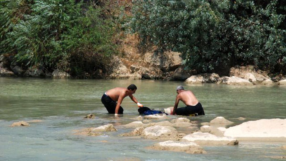 Mersin\'de Irmakta Ceset Bulunması