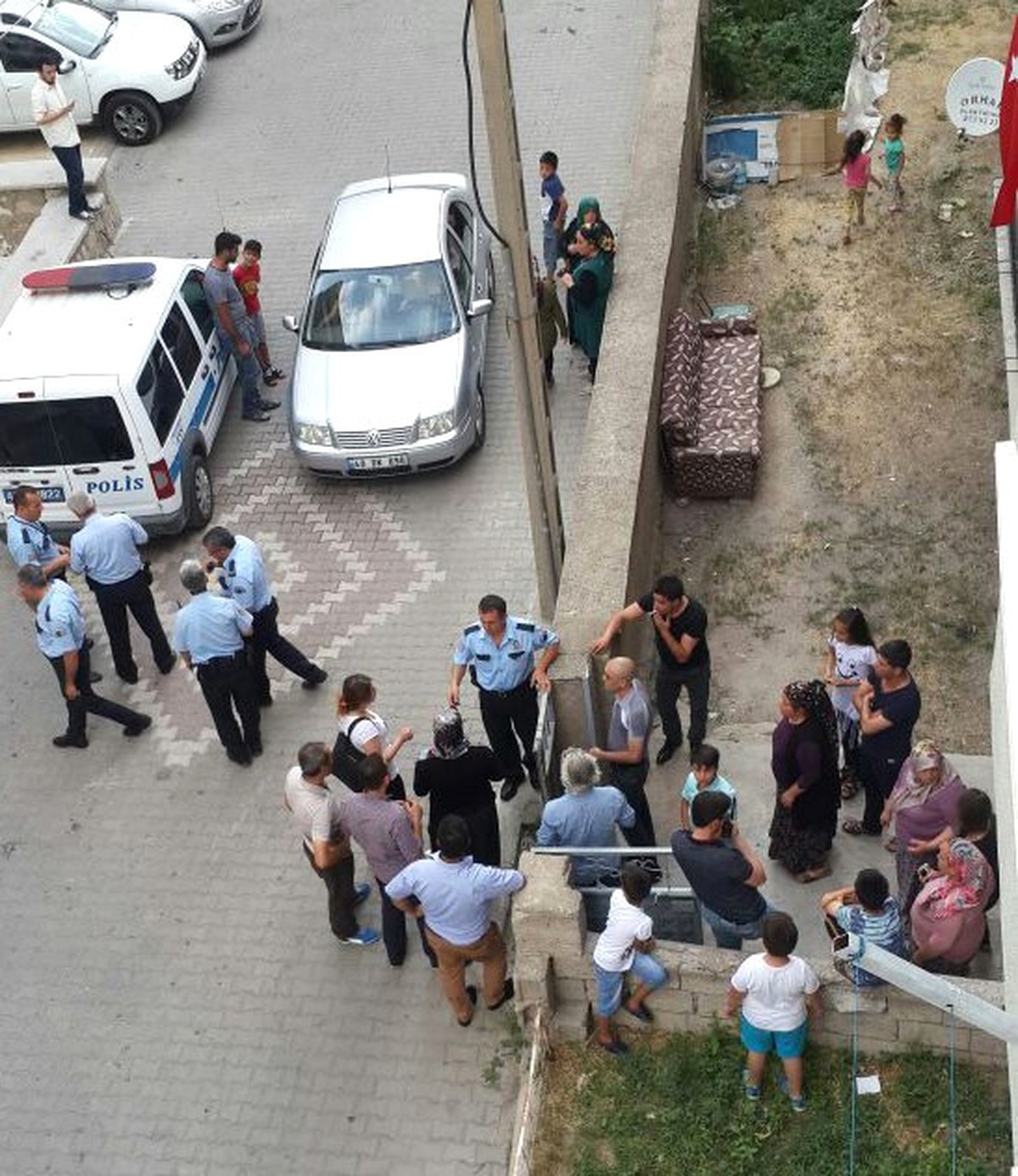 Gündüz Vakti Hırsızlık Yapmak İstedi, Polise Yakalandı