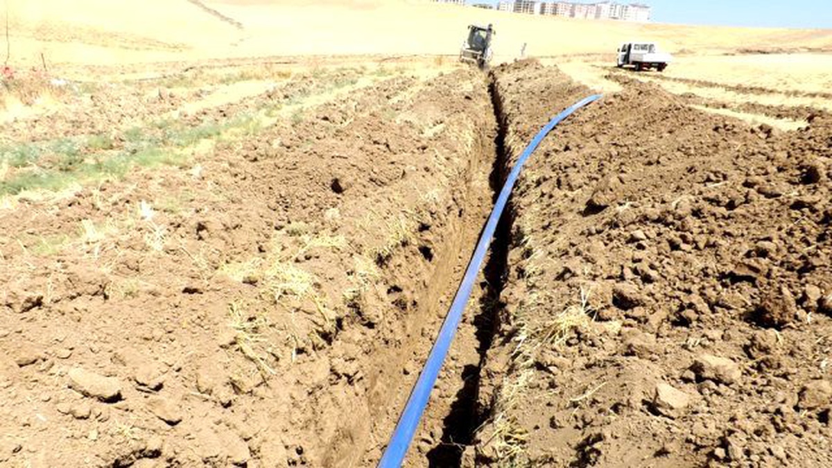 Mimarsinan\'a 2 Bin 200 Metre İçmesuyu Şebekesi