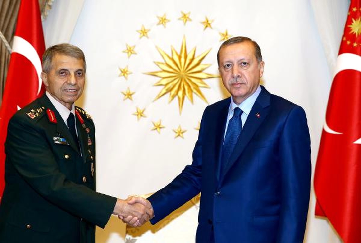 Orgeneral Galip Mendi Cumhurbaşkanlığı Sarayı\'nda