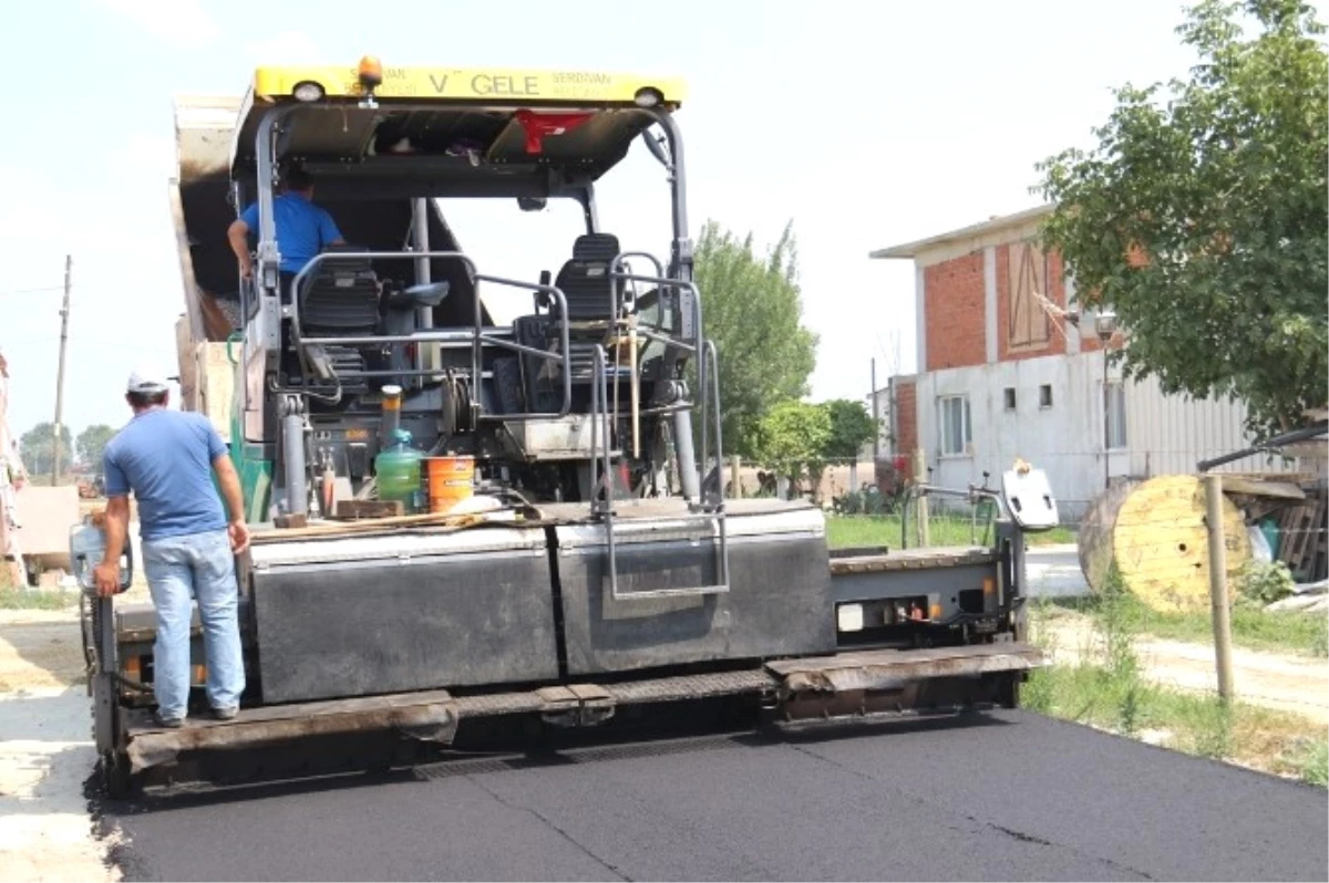 Serdivan Belediyesi Asfalt Çalışmalarına Son Hız Devam Ediyor