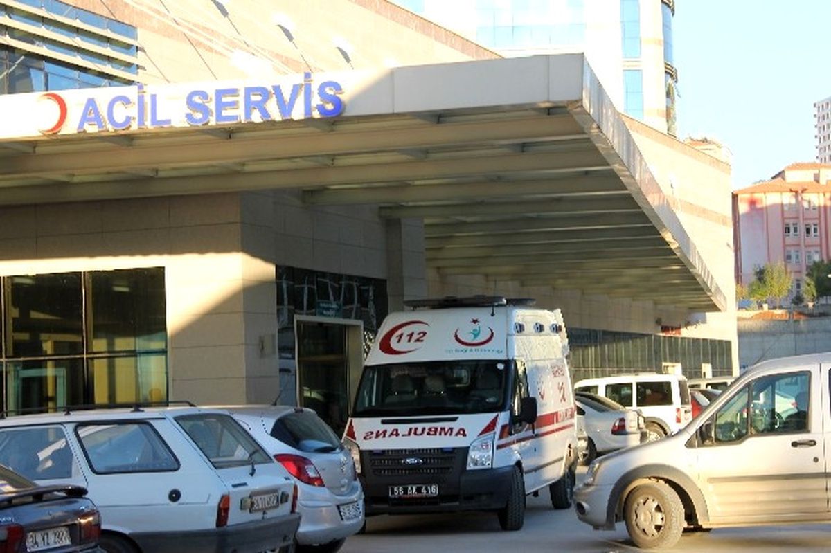 Siirt\'te Kavga: 3 Yaralı