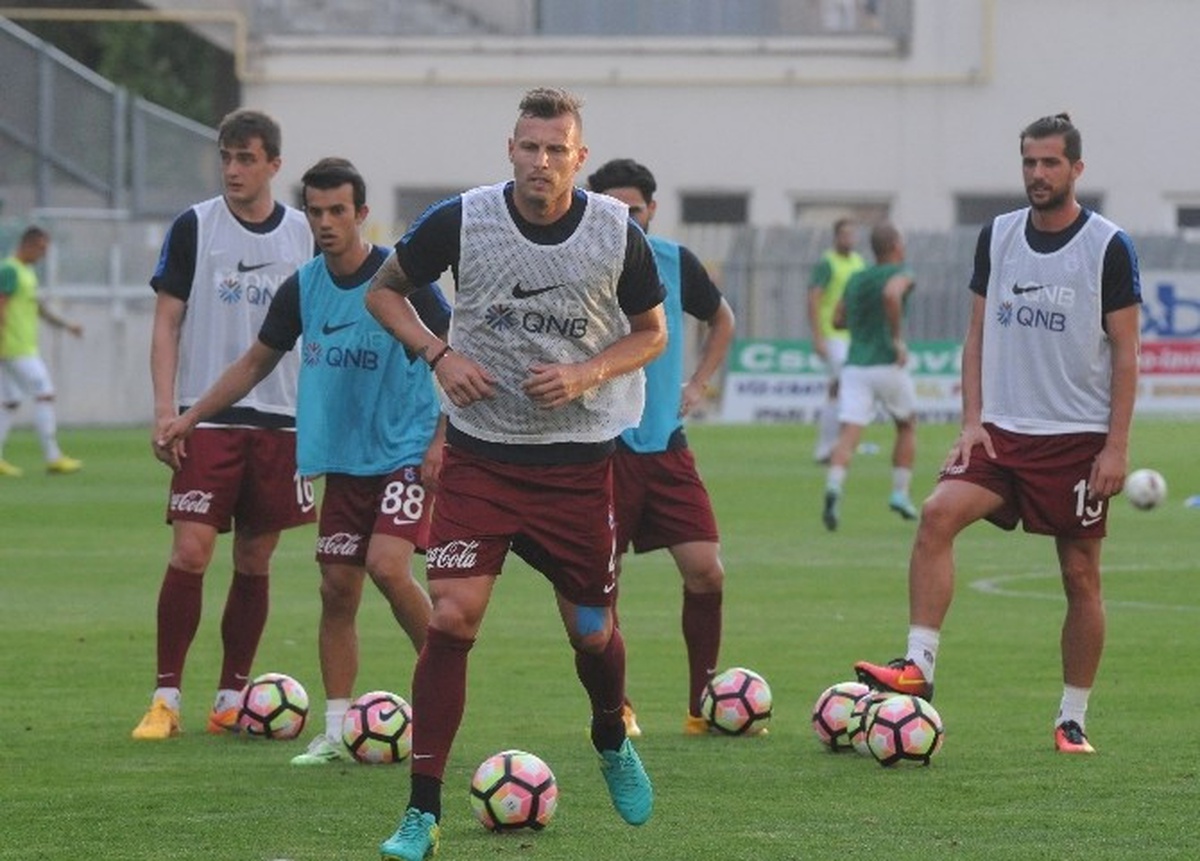 Trabzonspor Savunmasında Büyük Rekabet