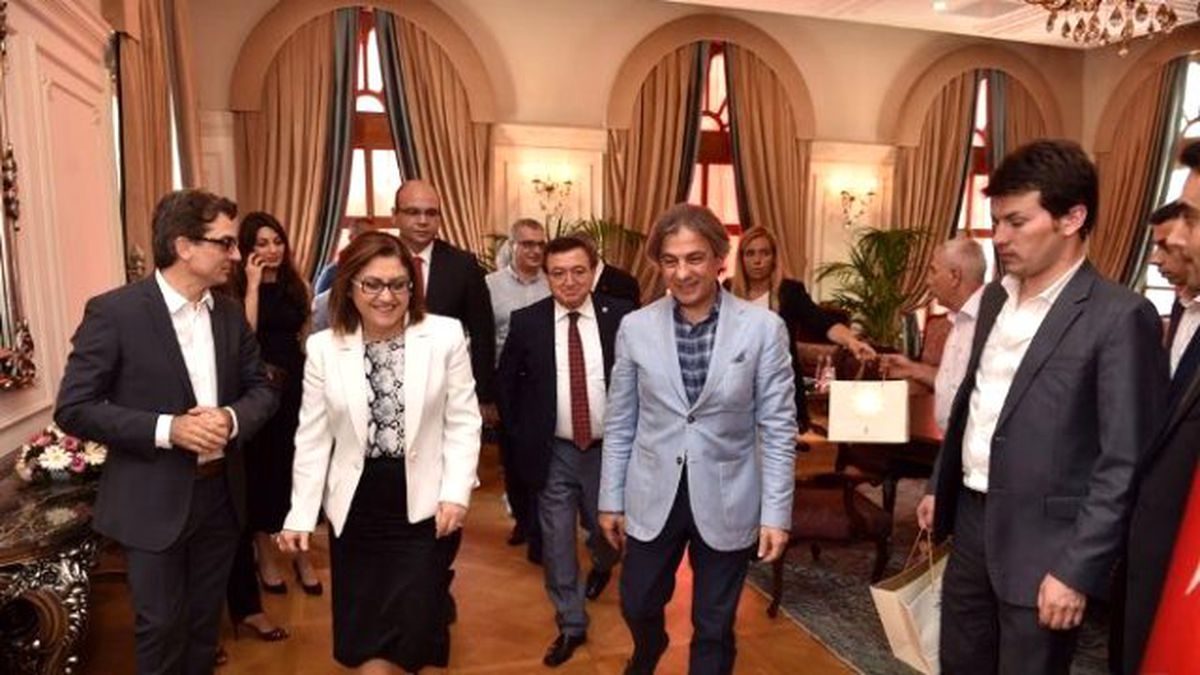 Ortadoğu ve Batı Asya\'daki Yerel Yöneticilerden Darbe Girişimine Tepki