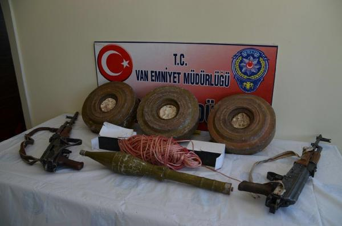 Van\'da Terör Operasyonu: 5 Gözaltı